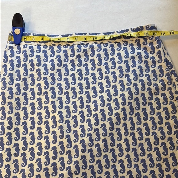 Brooks Brothers Beach/Seahorse Brooks Brothers Seahorse Print Skirt - size 12 - Picture 4 of 10
